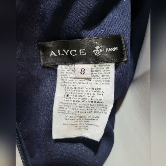 Alyce Paris 60156 Sleeveless V-Neck Diamond Lace Evening Gown Size 8 Navy Blue - Picture 6 of 6